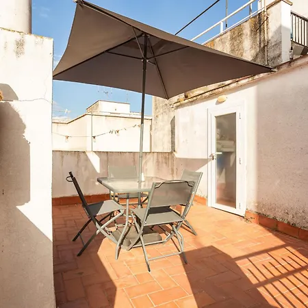 Penthouse With Private Roof Terrace Appartamento