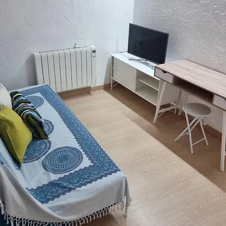 Appartement Penthouse With Private Roof Terrace *